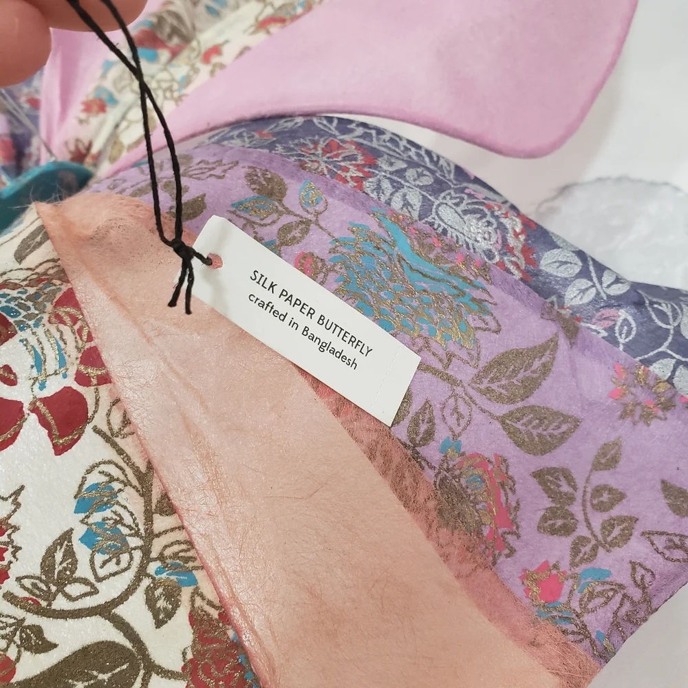 **SOLD** Set of Silk Paper Butterflies Mobil BNWT - Picture 4 of 7